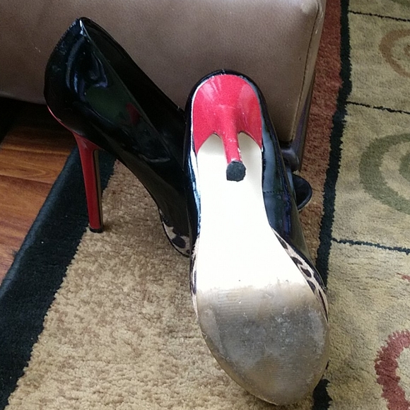 Steve Madden - Picture 2 of 2